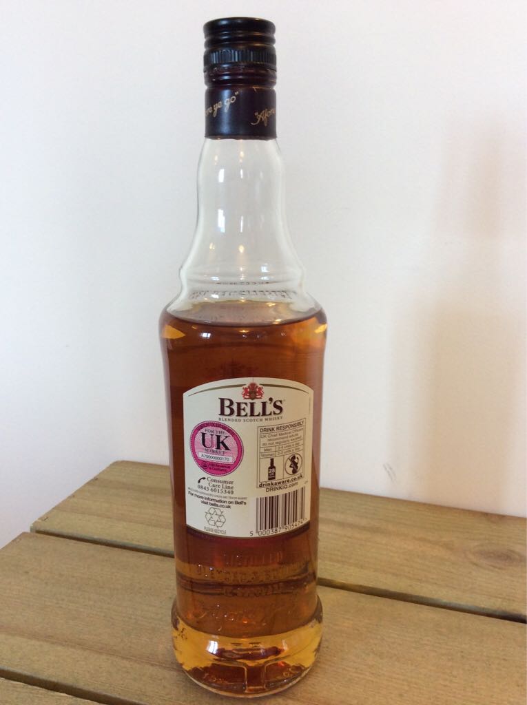 Bell’s 5yo - Arthur Bell And Sons (50 mL) alcohol collectible [Barcode 5000387905474] - Main Image 2