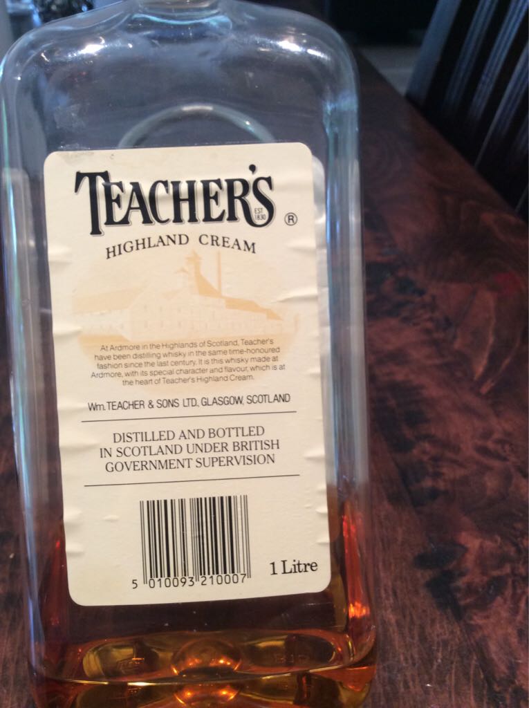 Teacher’s Highland Cream Blended Scotch Whisky 1,0 Liter 40% Scotland - Wm. Teacher & Sons (1000 mL) alcohol collectible [Barcode 5010093210007] - Main Image 2
