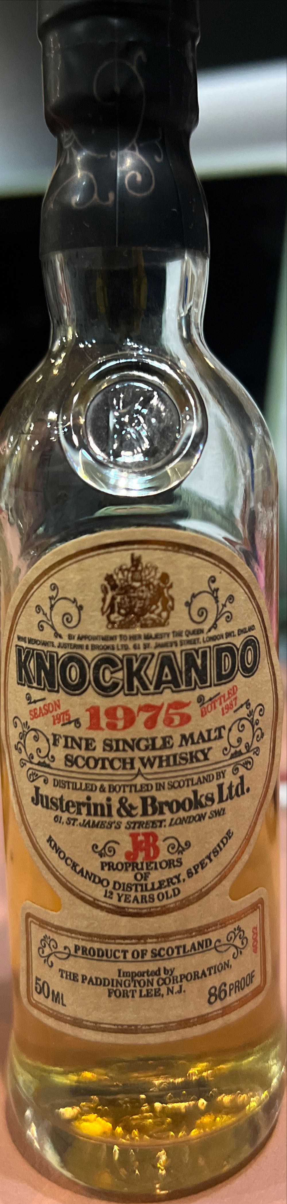 Knockando 1976 Season Single Malt - The Knockando Distillery (1L) alcohol collectible [Barcode 5010103802406] - Main Image 3