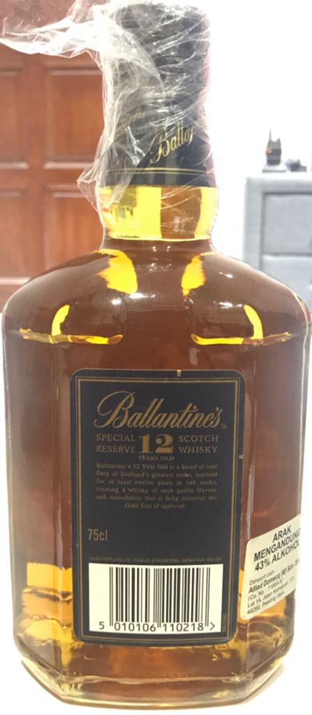 Ballantine’s 12yo - George Ballantine & Son Ltd. (750 mL) alcohol collectible [Barcode 5010106110218] - Main Image 2