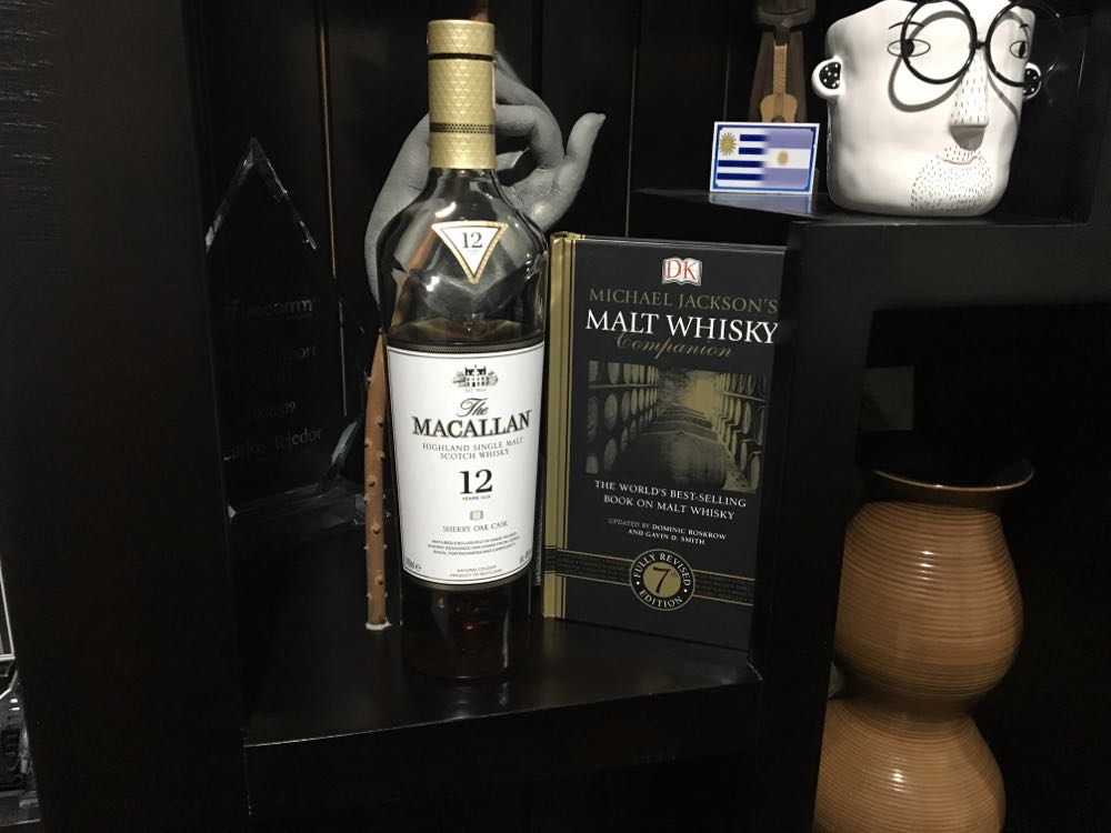 The Macallan Whisky 12 Years Sherry Oak 0,7c - Macallan Distillery (700 mL) alcohol collectible [Barcode 5010314017408] - Main Image 2