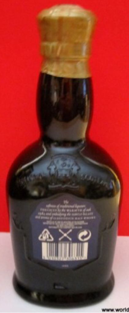 Glenfiddich Malt Whiskey Liqueur - The Glenfiddich Distillery (500 mL) alcohol collectible [Barcode 5010327306315] - Main Image 2