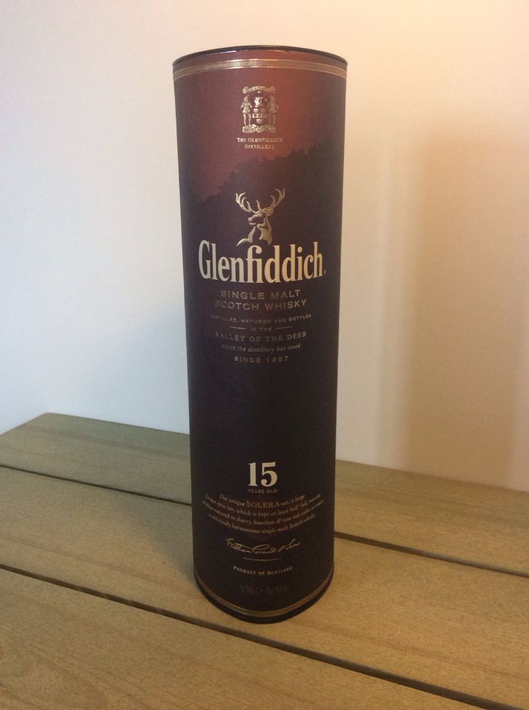 Glenfiddich Whisky 15 Yr Old Solera Vat - The Glenfiddich Distillery (700 mL) alcohol collectible [Barcode 5010327325125] - Main Image 2