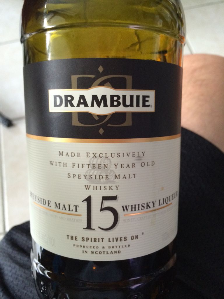 Drambuie 15 - Drambuie Liqueur Company (1 L) alcohol collectible [Barcode 5010391201578] - Main Image 1