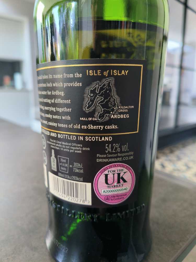 Ardbeg Uigeadail - Ardbeg Distillery Islay (700 mL) alcohol collectible [Barcode 5010494220278] - Main Image 3
