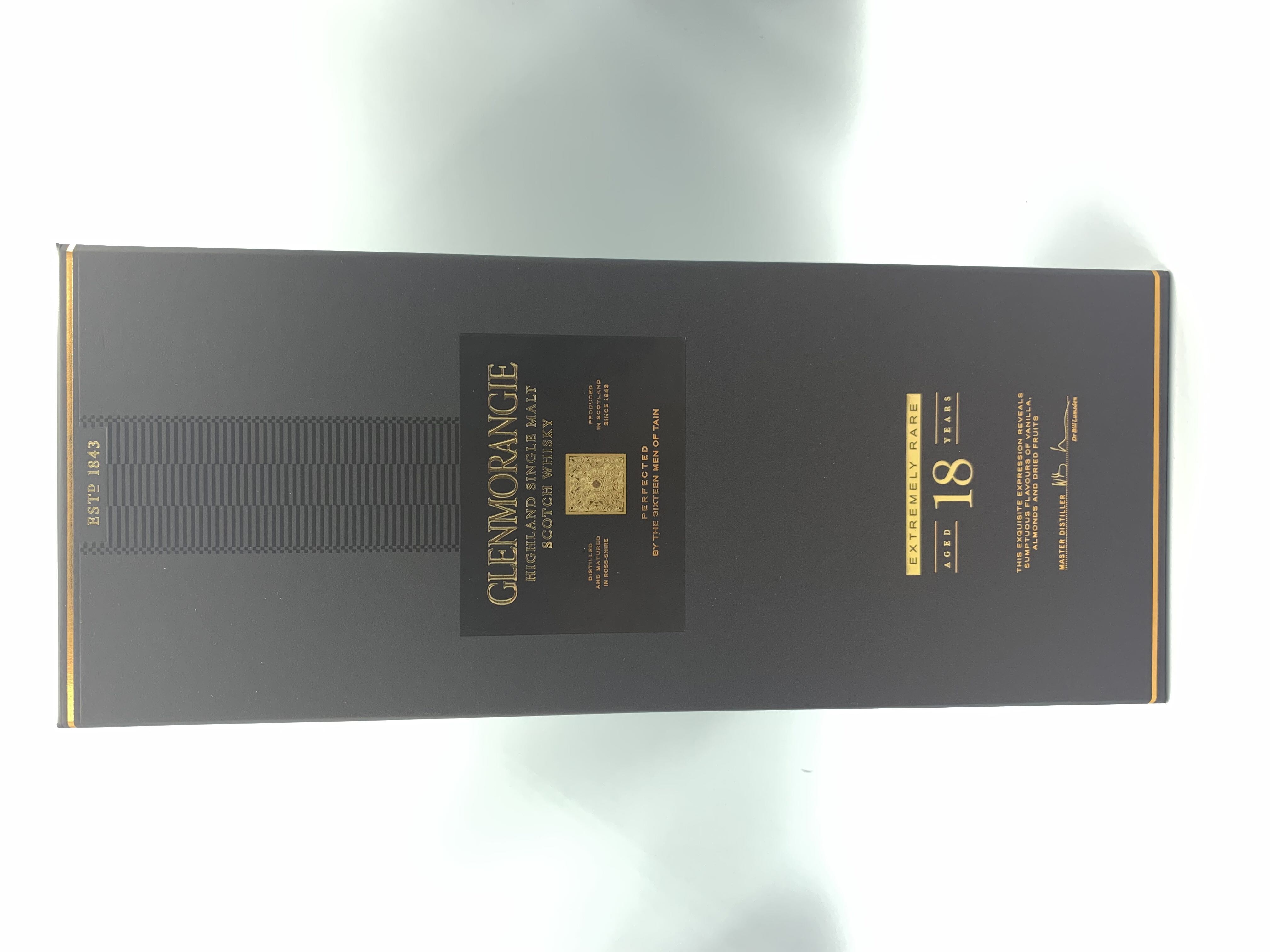 Glenmorangie Whisky 18 Year Extremely Rare - Glenmorangie Distillery (700 mL) alcohol collectible [Barcode 5010494564273] - Main Image 3