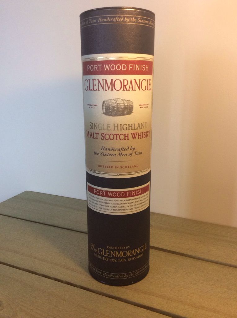 Glenmorangie Port Wood Finish  - The Glenmorangie Distillery (700 mL) alcohol collectible [Barcode 5010494680287] - Main Image 2