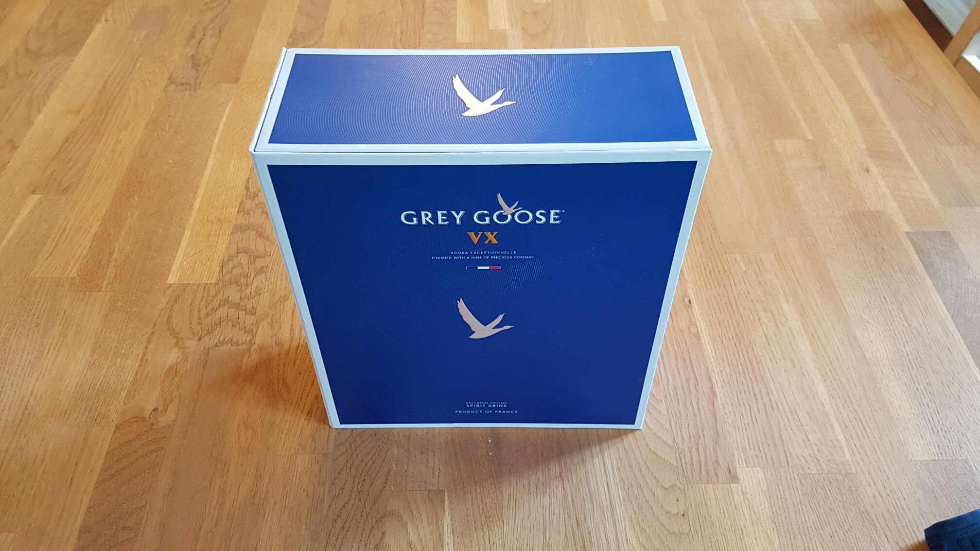 GREY GOOSE VX Vodka VOL. 40% CL. 100 - Grey Goose, France (1L) alcohol collectible [Barcode 5010677284677] - Main Image 2