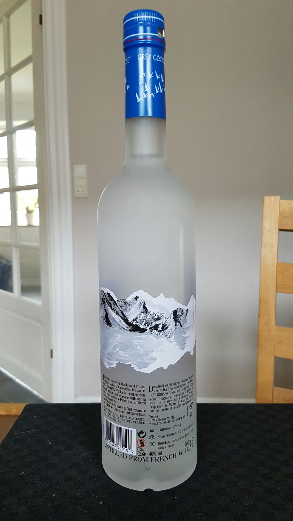 Grey Goose Vodka - Grey Goose (700 mL) alcohol collectible [Barcode 5010677850100] - Main Image 2