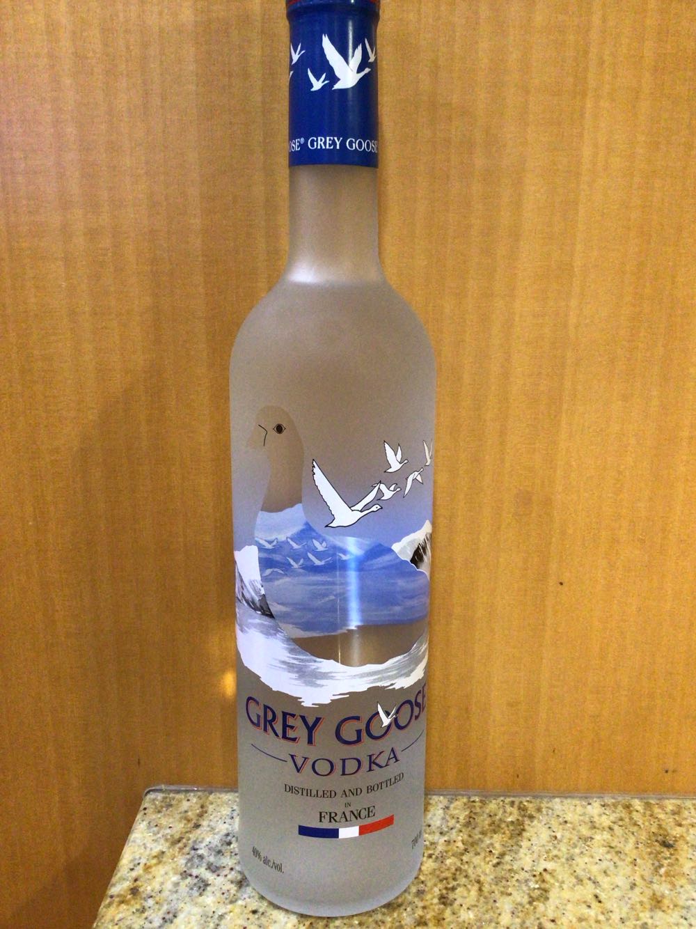 Grey Goose Vodka - Grey Goose (700 mL) alcohol collectible [Barcode 5010677850100] - Main Image 3