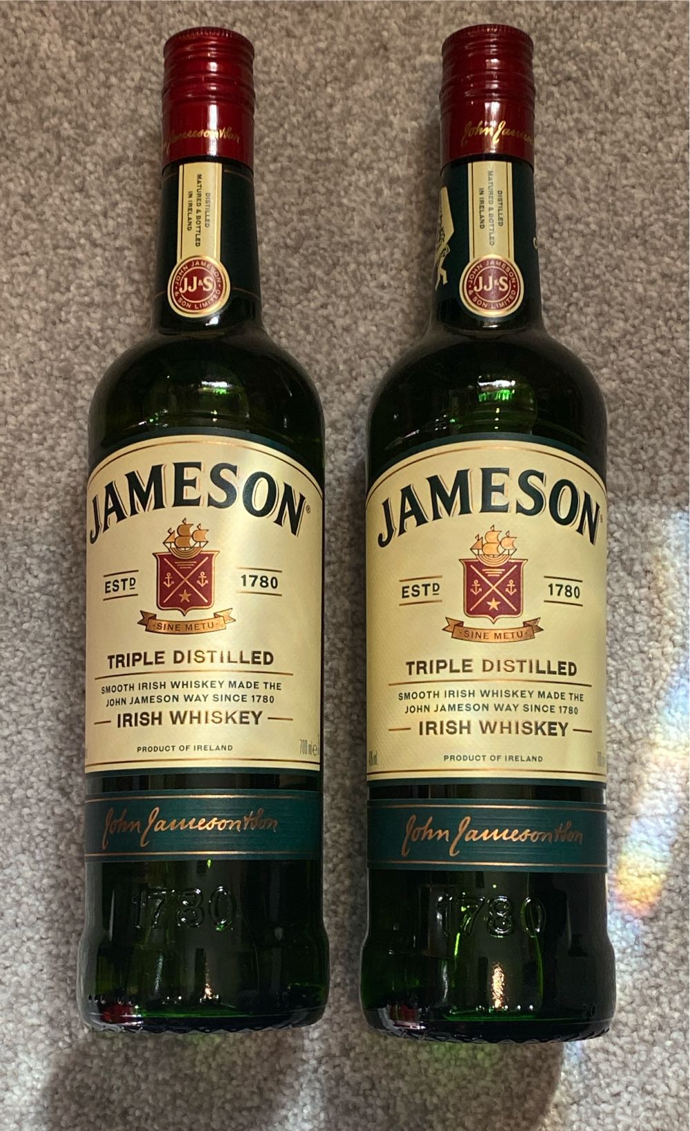 Jameson - Middleton Distillery (700mL) alcohol collectible [Barcode 5011007003005] - Main Image 2