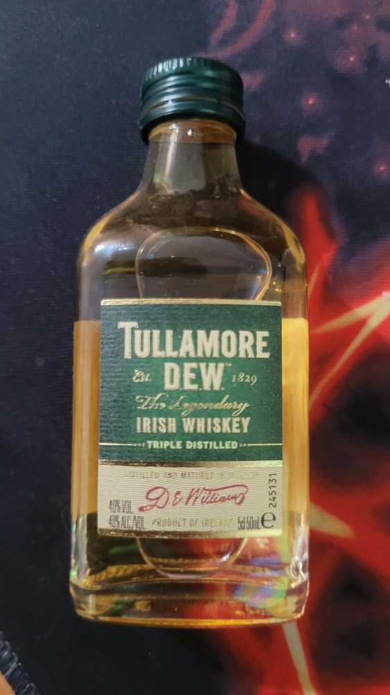 Tullamore D.E.W. - William Grant & Sons (50 mL) alcohol collectible [Barcode 5011026108064] - Main Image 2