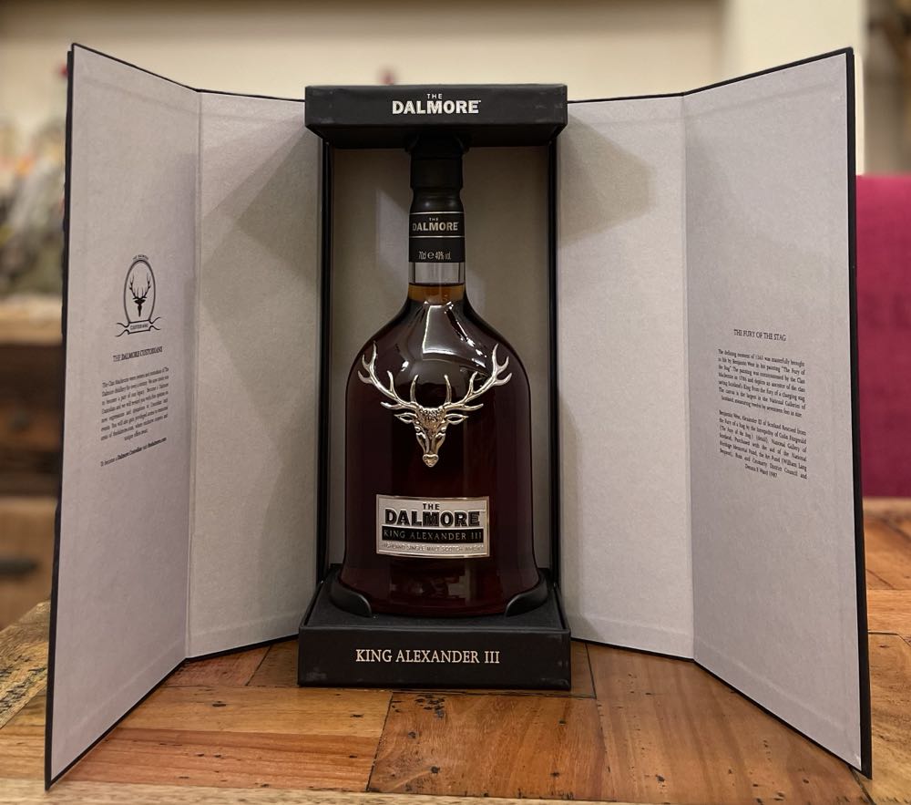 DALMORE King Alexander III Highland Single Malt Scotch Whisky - The Dalmore Distillery Scotland (700 mL) alcohol collectible [Barcode 5013967005044] - Main Image 3
