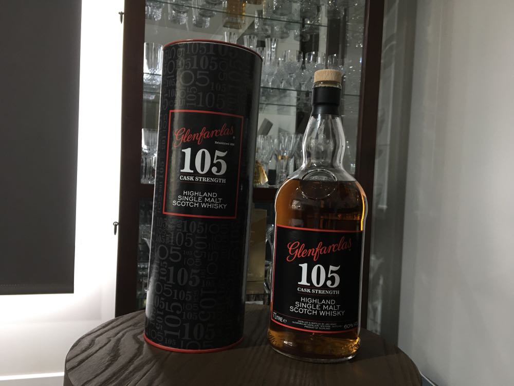 Glenfarclas 105 Highland Malt Whisky - Cask Strength - ohne Dose 60% vol. 1000ml - J&G Grant Glenfarclas (1000 mL) alcohol collectible [Barcode 5018066105015] - Main Image 2