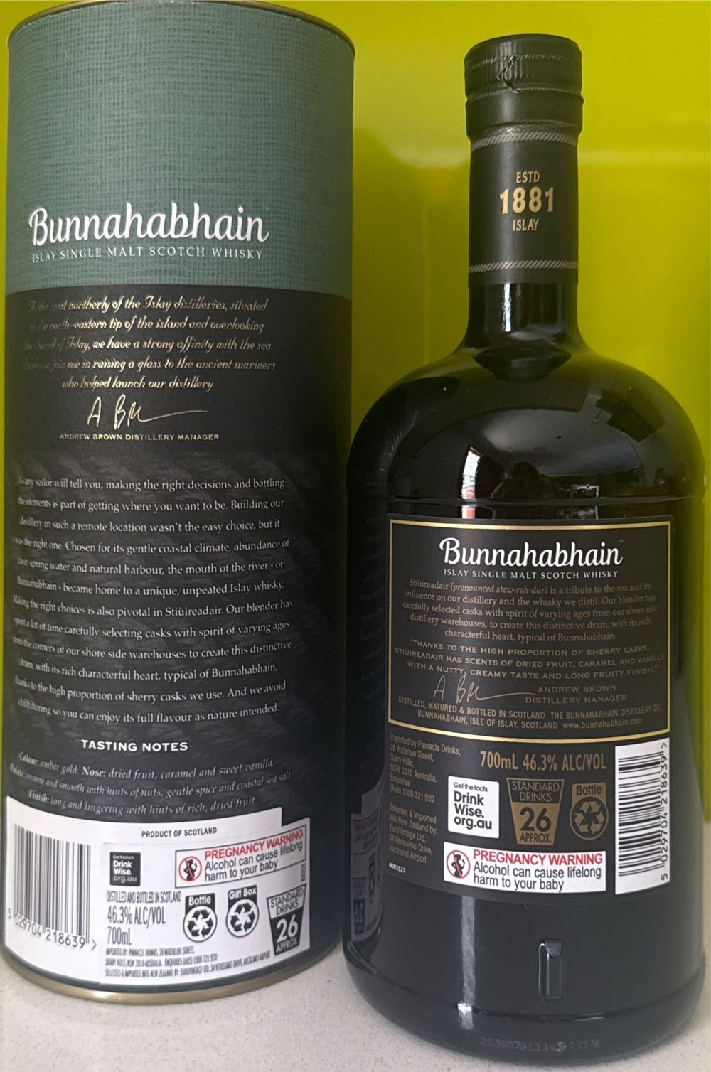 Bunnahabhain Stùireadair - Bunnahabhain Distillery (700 mL) alcohol collectible [Barcode 5029704218639] - Main Image 3