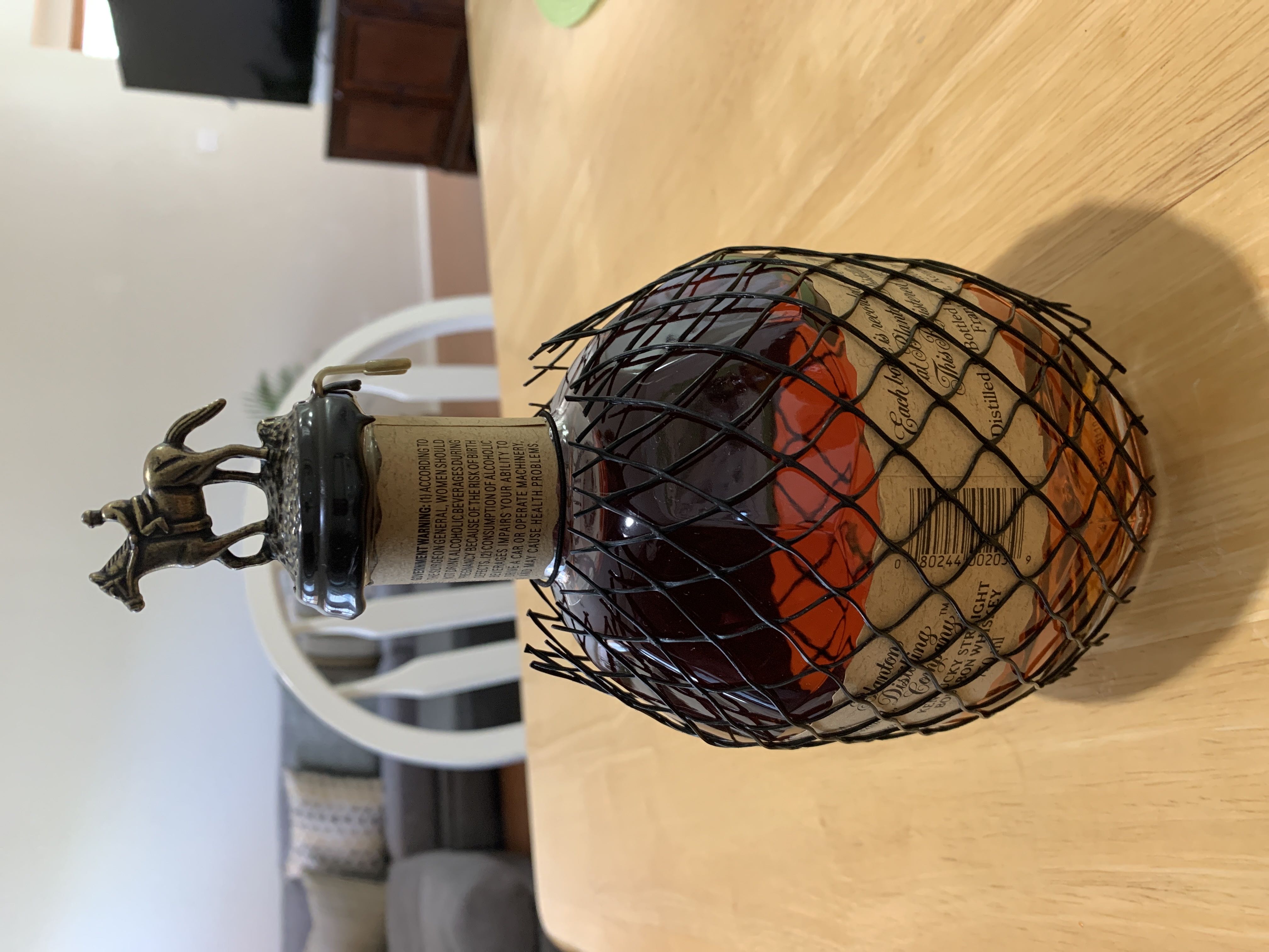 Blanton’s Single Barrel Bourbon Whiskey - Blanton Distilling Company (750mL) alcohol collectible [Barcode 080244002039] - Main Image 3