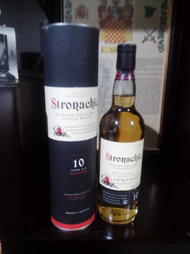 Stronachie - Stronachie (700 mL) alcohol collectible [Barcode 5060056921495] - Main Image 2