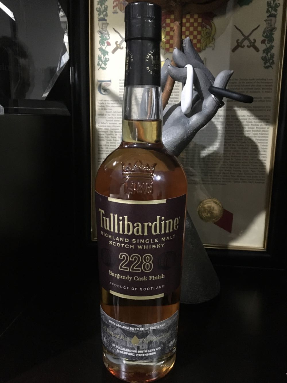 Tullibardine 228 Burgundy Finish Single Malt Whisky 43,0% vol. - 0,7 Liter - The Tullibardine Distillery (700 mL) alcohol collectible [Barcode 5060074861261] - Main Image 4