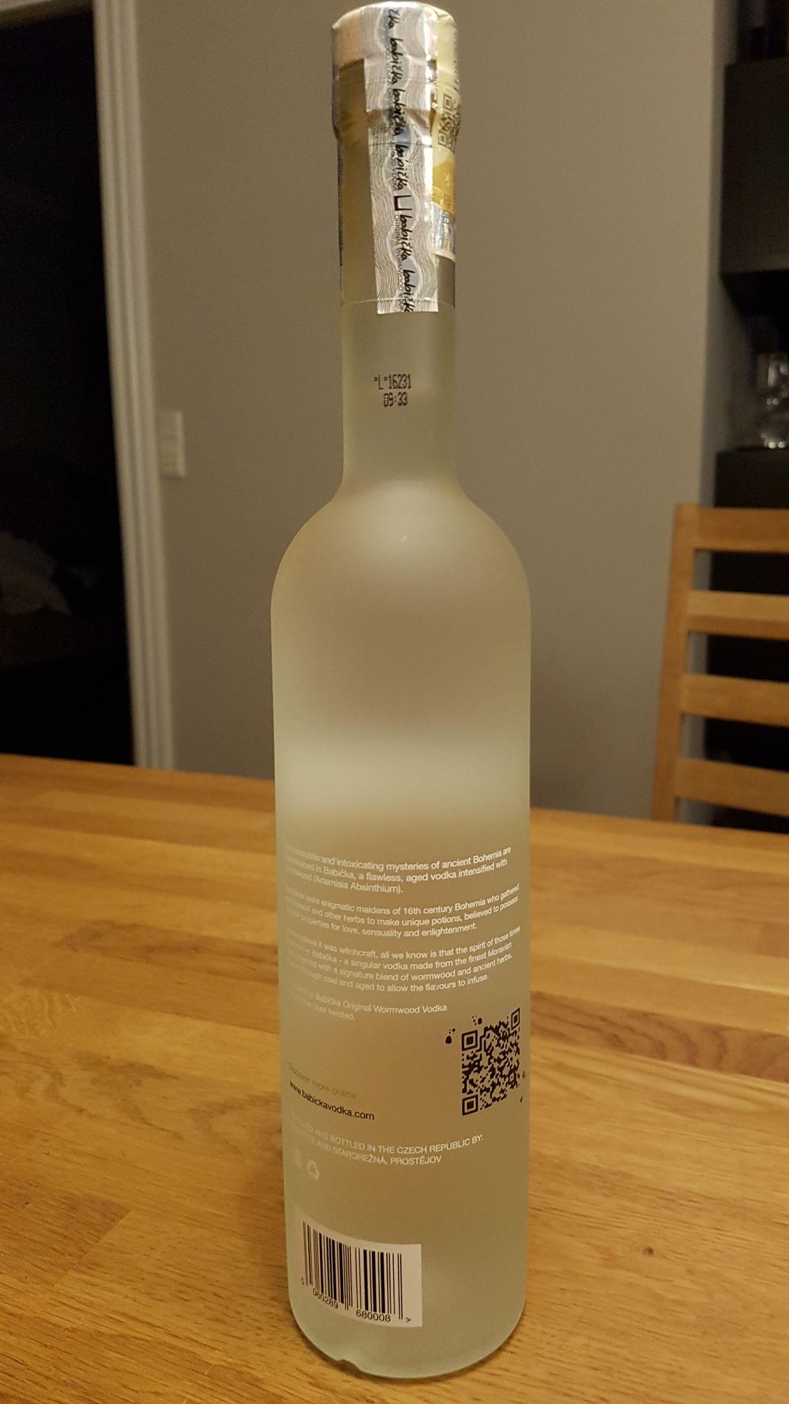 Babička Original Wormwood Vodka - Babička (700mL) alcohol collectible [Barcode 5060289680008] - Main Image 2