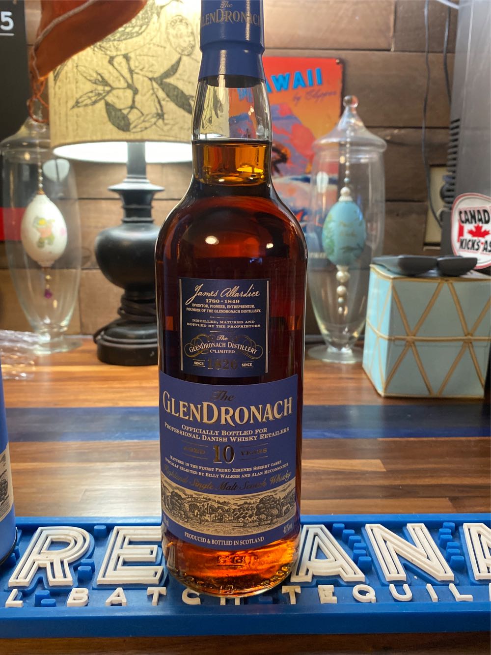 Glendronach 10 Year Old - Luke Skywalker - The Glendronach Distillery (700 mL) alcohol collectible [Barcode 5060399683517] - Main Image 2