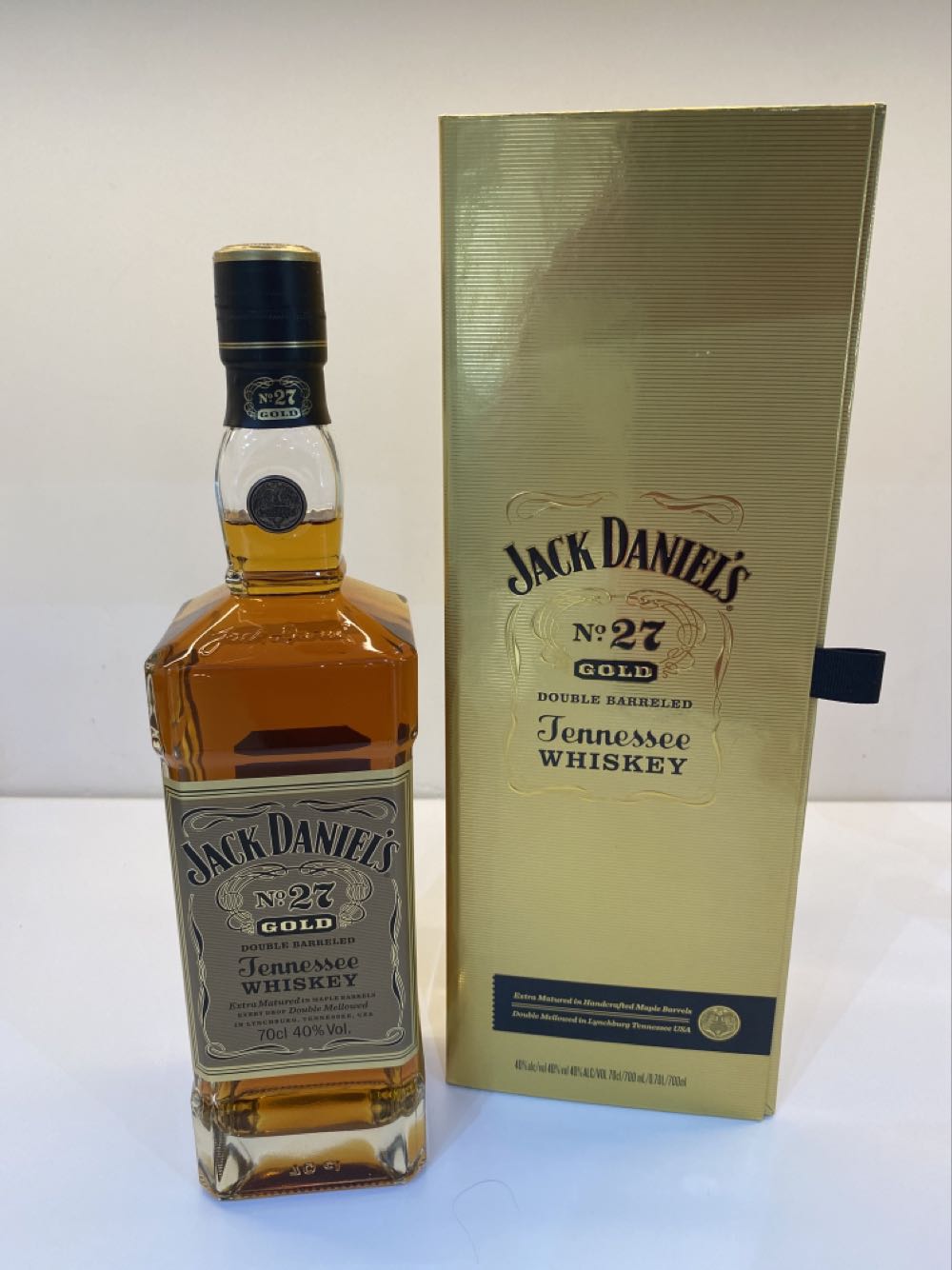 Jack Daniels No. 27 Gold Whiskey - Jack Daniel Distillery (750 mL) alcohol collectible [Barcode 5099873003701] - Main Image 3