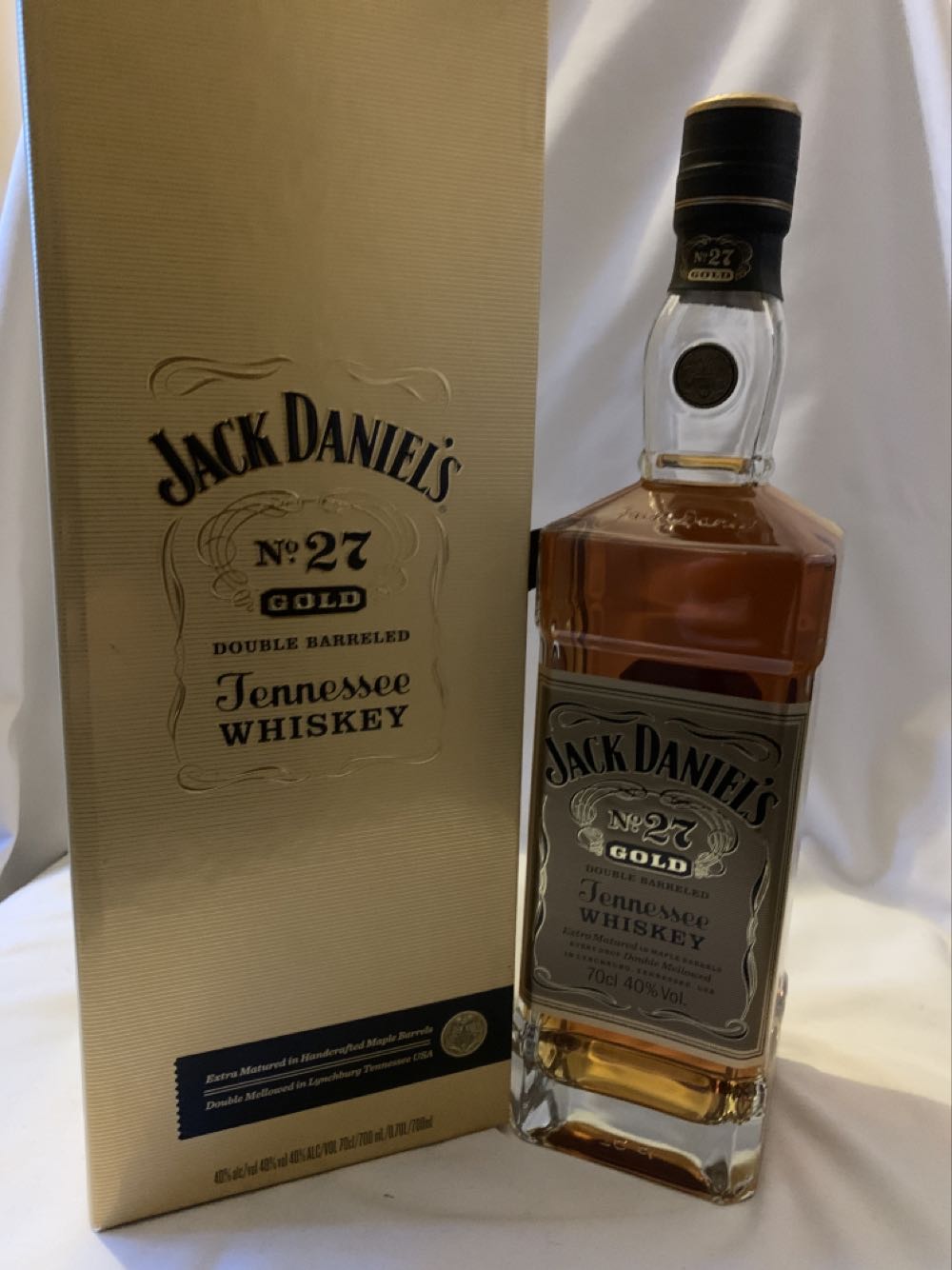 Jack Daniels No. 27 Gold Whiskey - Jack Daniel Distillery (750 mL) alcohol collectible [Barcode 5099873003701] - Main Image 4