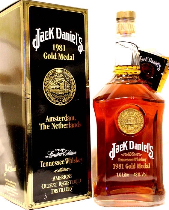 1981 Gold Medal  - Jack Daniel’s (1 L) alcohol collectible [Barcode 5099873039274] - Main Image 3