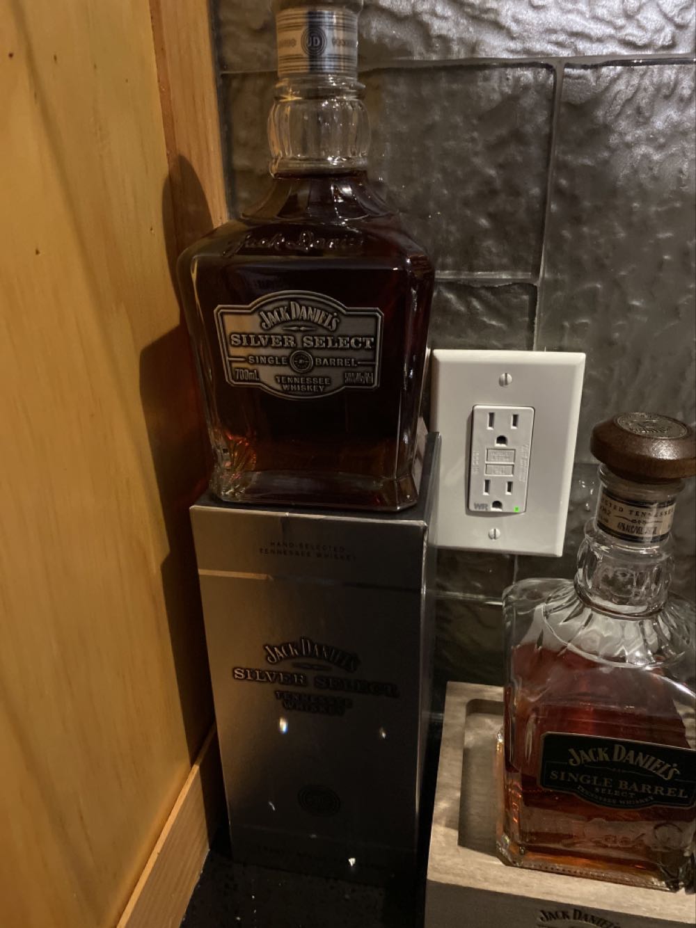Single Barrel - Silver Select  - Jack Daniel Distillery (700 mL) alcohol collectible [Barcode 5099873236406] - Main Image 2