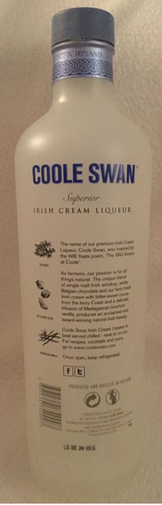 Coole Swan - Made In Ireland (50 mL) alcohol collectible [Barcode 5391514740007] - Main Image 2