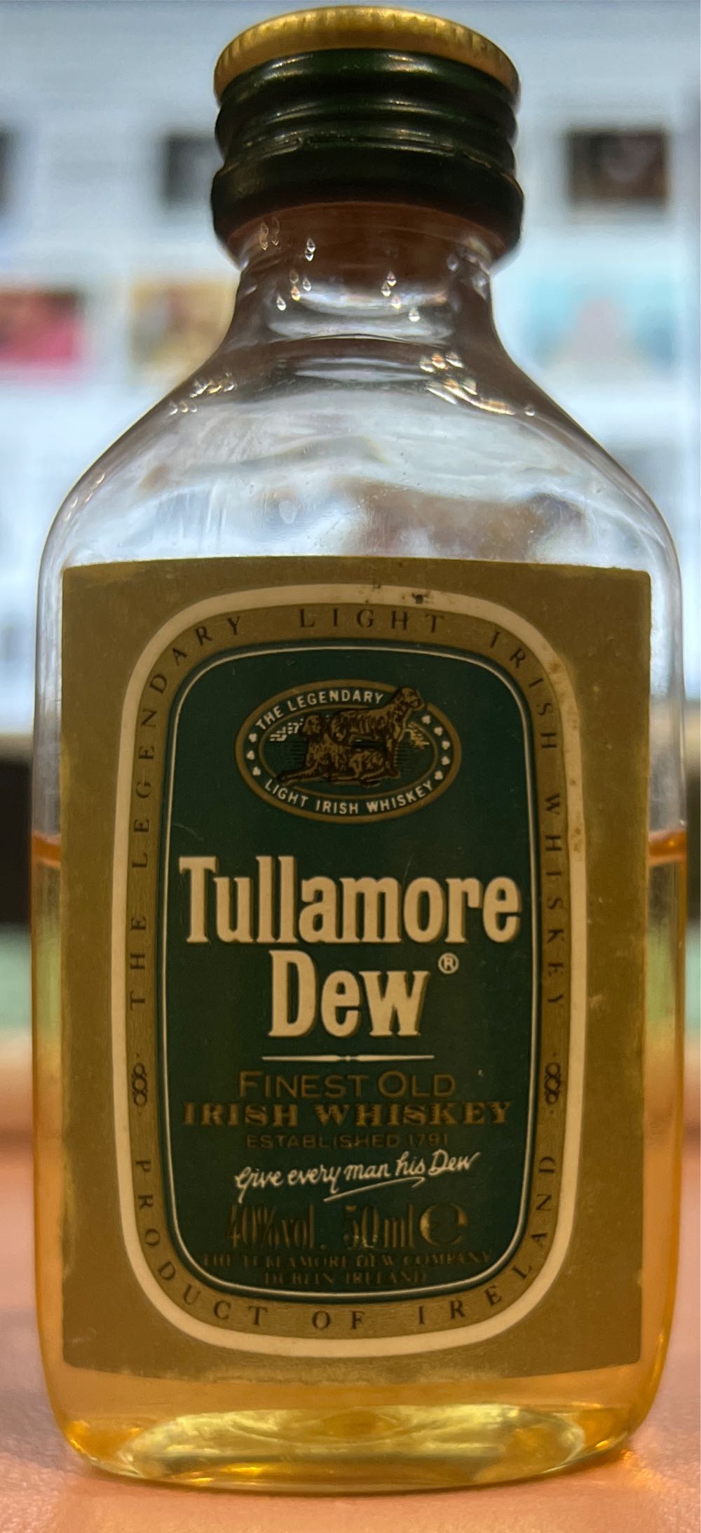 Tullamore - Tullamore D.E.W. Company Ltd. alcohol collectible [Barcode 5391516891974] - Main Image 2