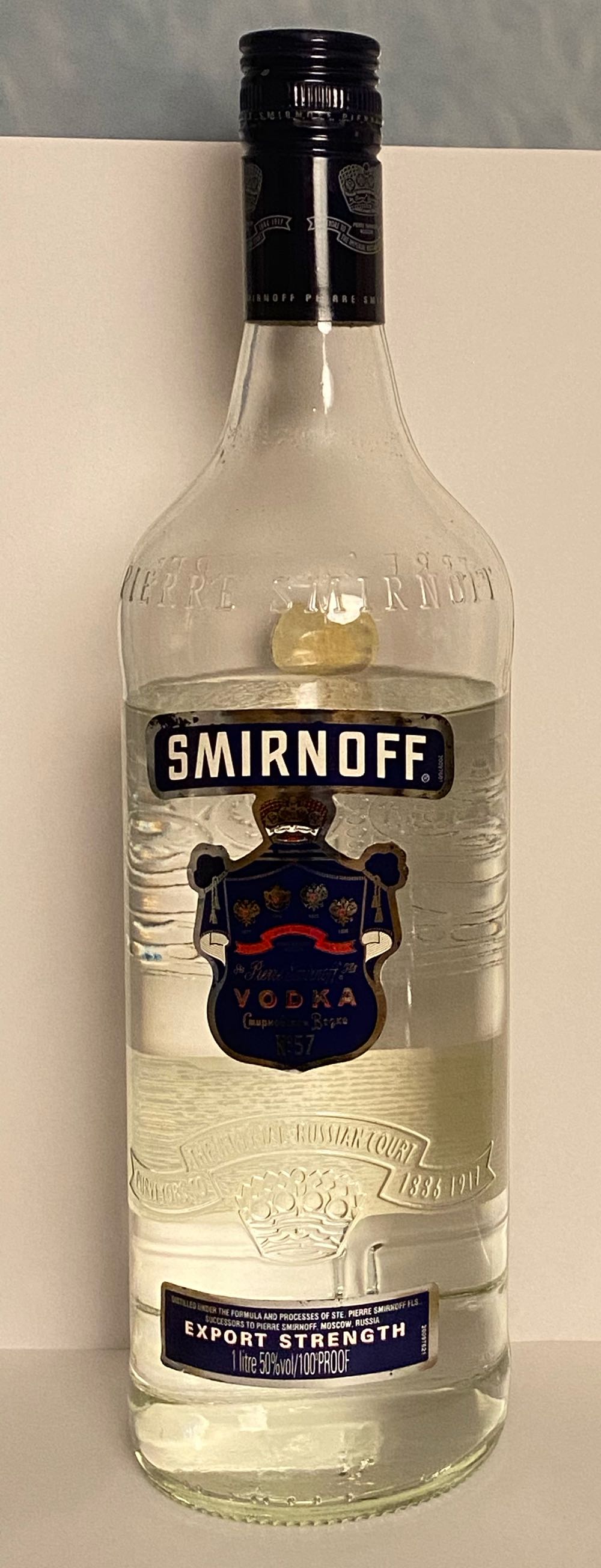 Smirnoff Blue Label 50% 1L - Smirnoff (750 mL) alcohol collectible [Barcode 5410316501675] - Main Image 3