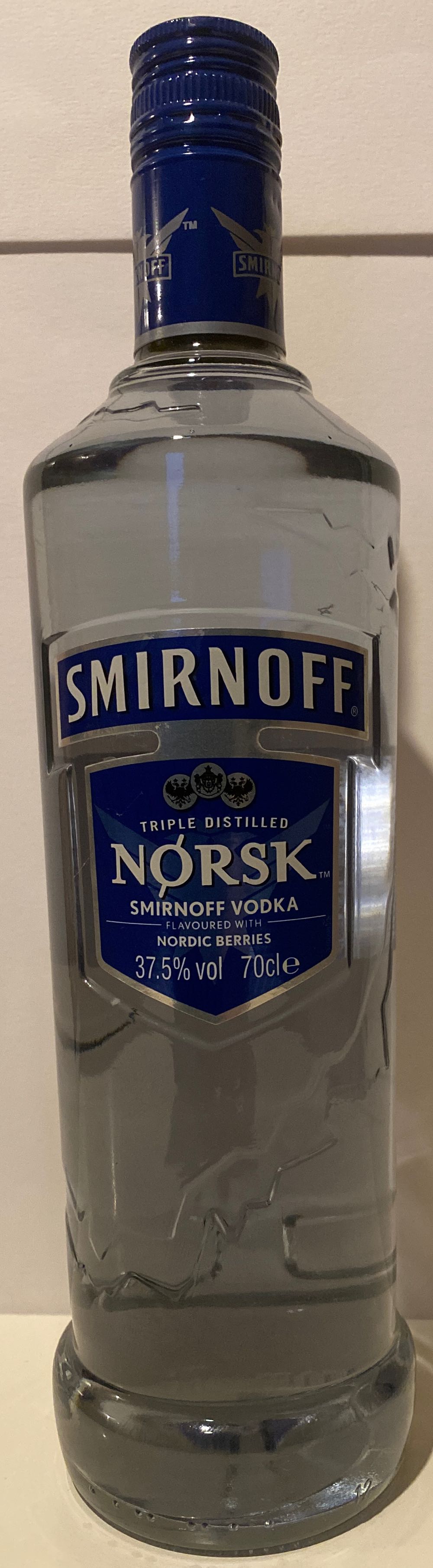Smirnoff Nørsk - n/a (700 mL) alcohol collectible [Barcode 5410316986427] - Main Image 2