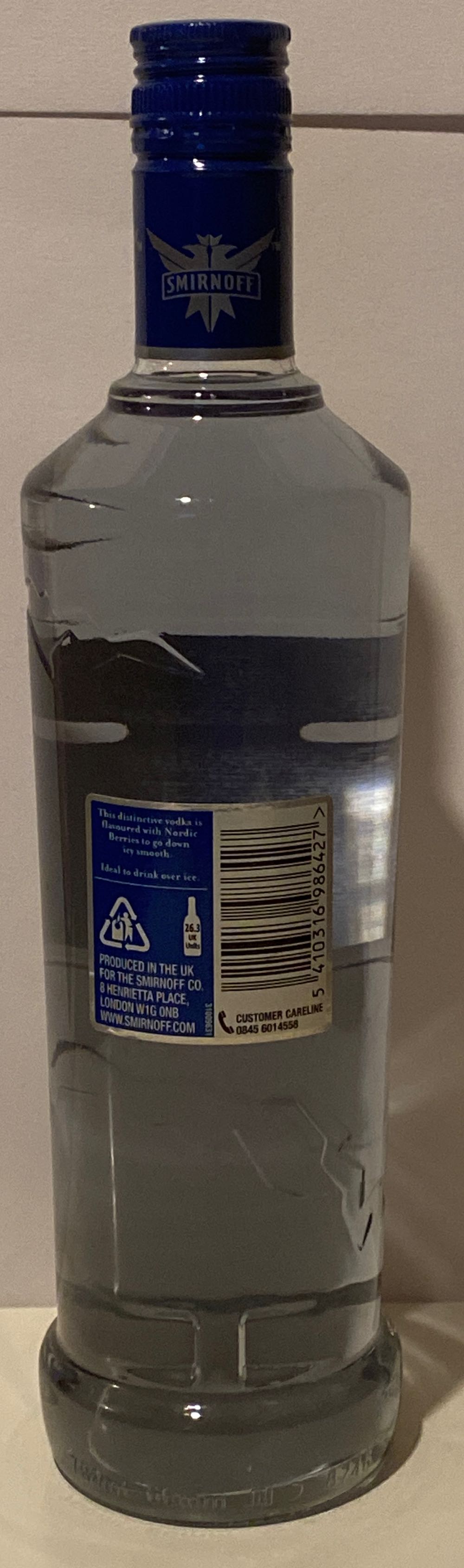 Smirnoff Nørsk - n/a (700 mL) alcohol collectible [Barcode 5410316986427] - Main Image 3