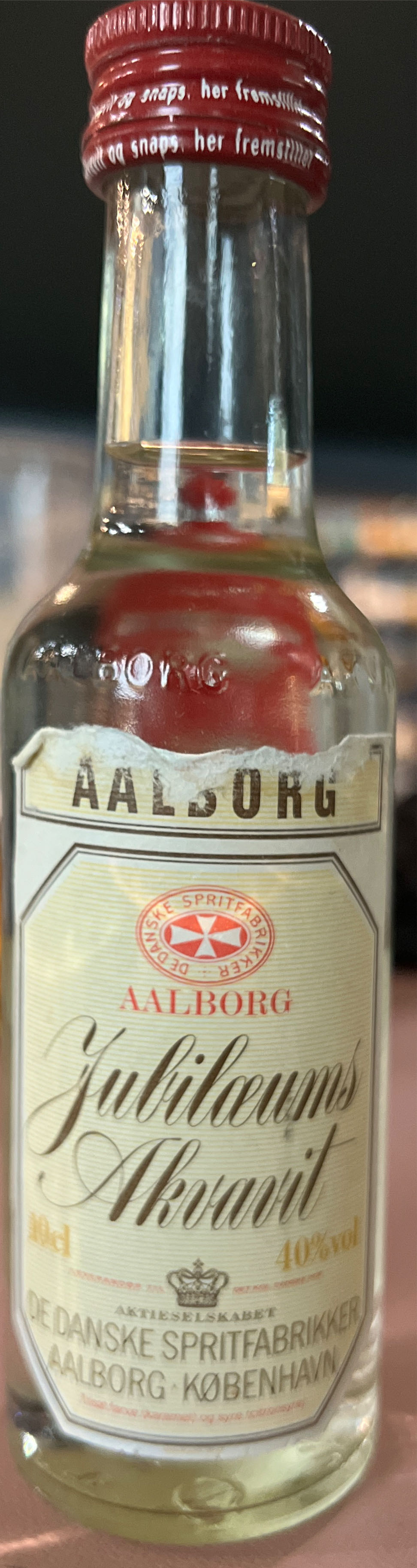 Aalborg Akvavit  - Danisco Distillers (750 mL) alcohol collectible [Barcode 080432105580] - Main Image 3