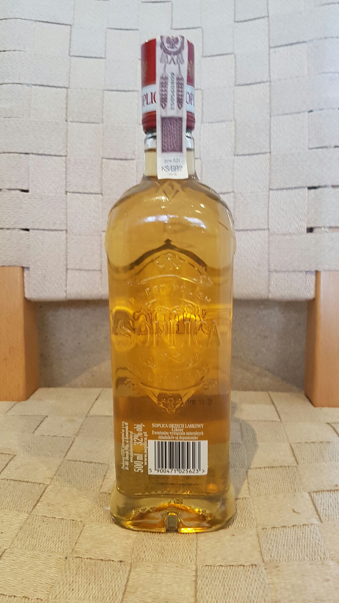 Soplica Orzech laskowy 32%alk. A 0.5l Haselnuss Vodka - Soplica (500mL) alcohol collectible [Barcode 5900471025623] - Main Image 2
