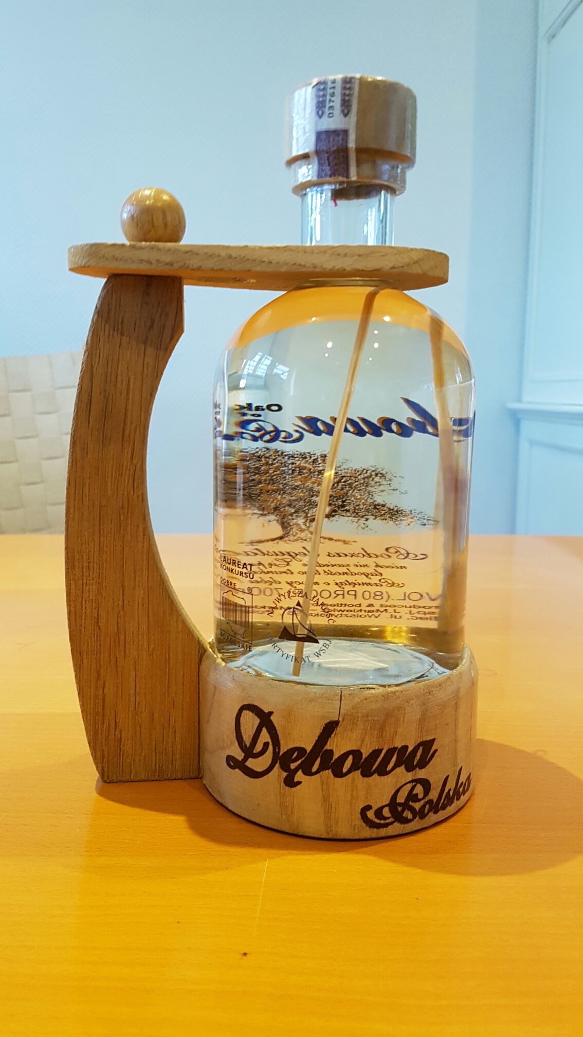 Debowa Oak Vodka With Woodhandle 700ml 40% Poland - Debowa Polska sp.j. (700mL) alcohol collectible [Barcode 5903983402258] - Main Image 2