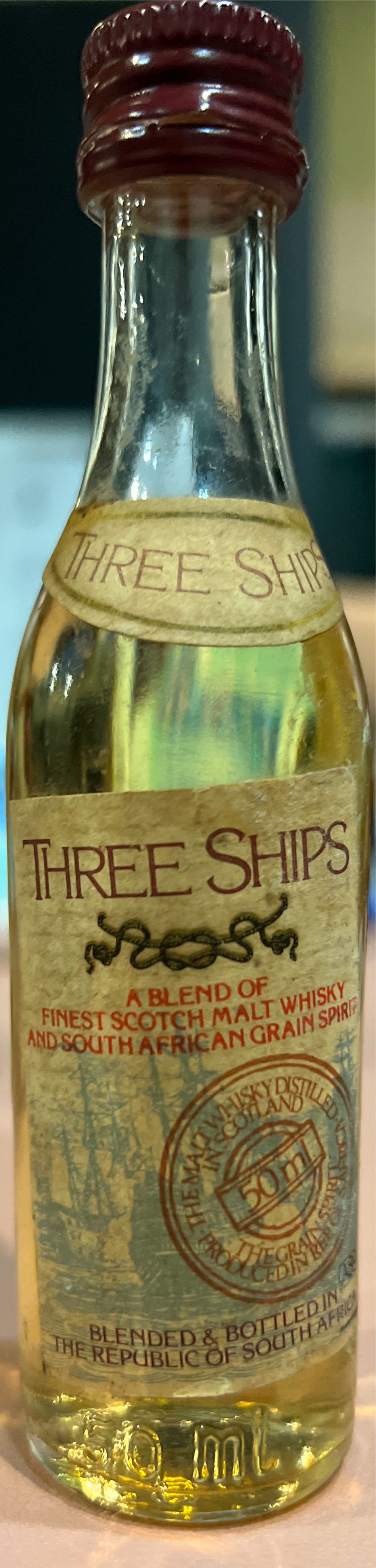 Three Ships  - James Sdgwick (750 mL) alcohol collectible [Barcode 6001108015648] - Main Image 3