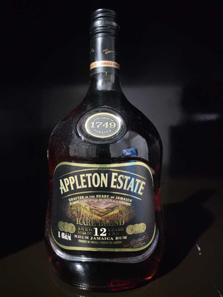 Appleton Estate 12 Yrs - Appleton Estate (750 mL) alcohol collectible [Barcode 636191002204] - Main Image 2