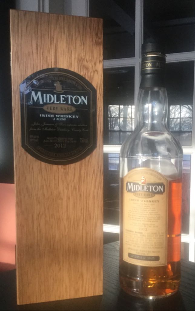 Midleton Very Rare 2015 - John Jameson & Son (750 mL) alcohol collectible [Barcode 080432534175] - Main Image 2