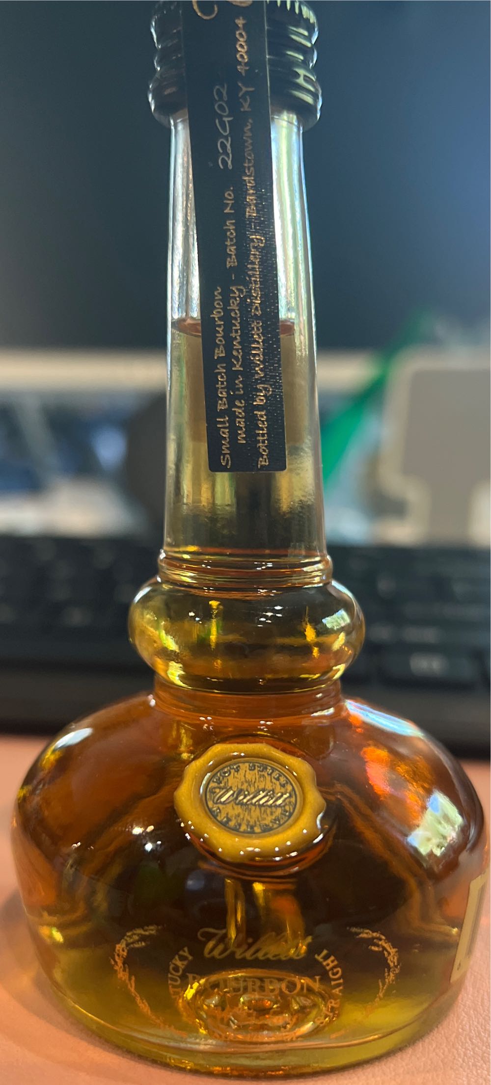 Willett Pot Still Reserve - Willett Distillery (50 mL) alcohol collectible [Barcode 680203519358] - Main Image 4