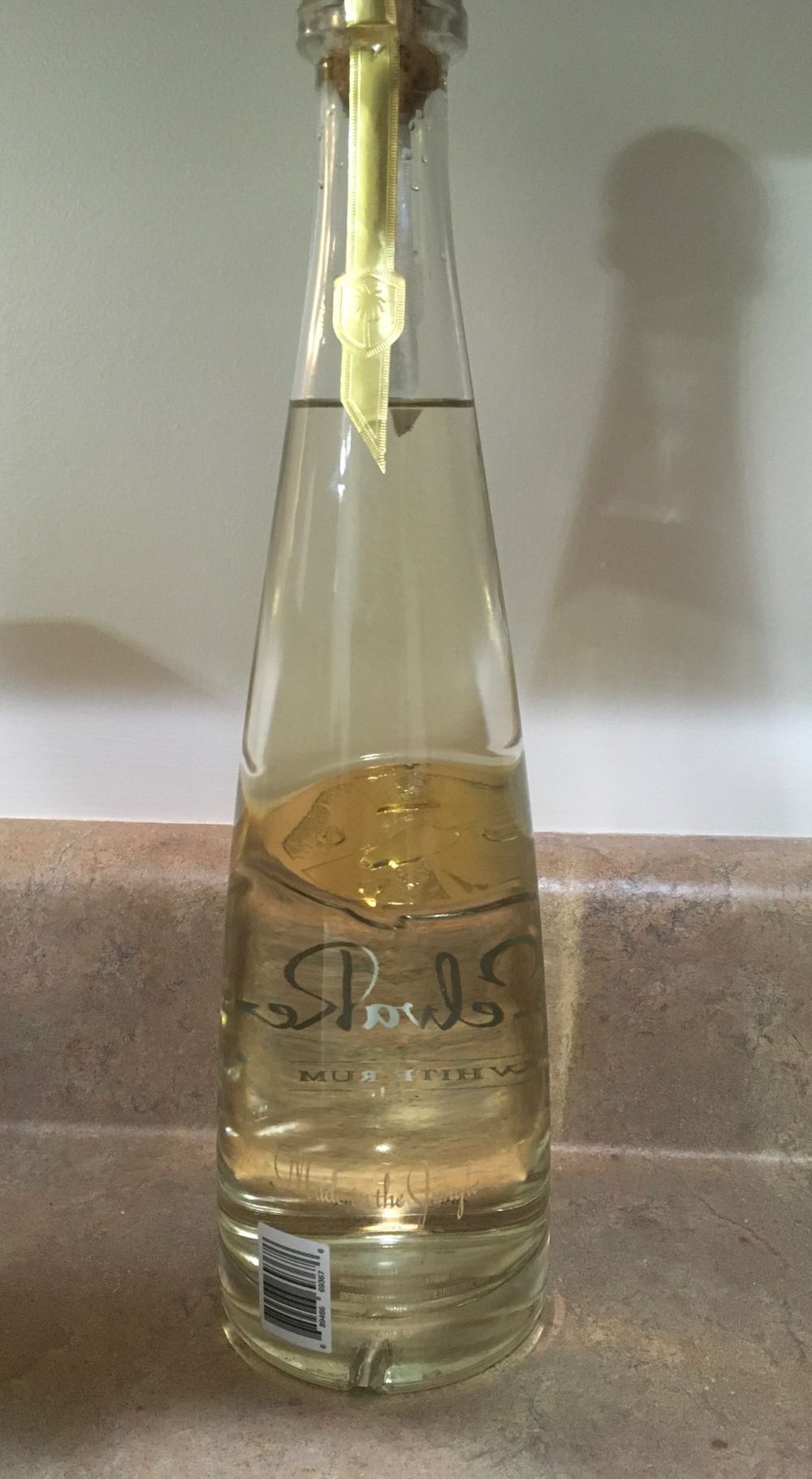 SelvaRey White Rum - Don Pancho (750 mL) alcohol collectible [Barcode 689466693676] - Main Image 2