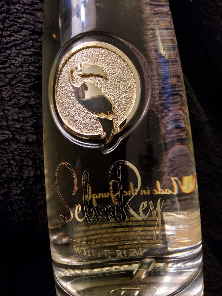SelvaRey White Rum - Don Pancho (750 mL) alcohol collectible [Barcode 689466693676] - Main Image 4