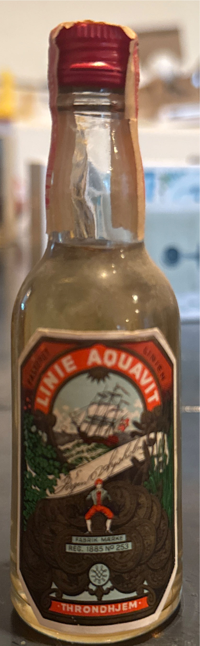 LINIE Aquavit - Arcus AS (0,7L) alcohol collectible [Barcode 7048352041510] - Main Image 3