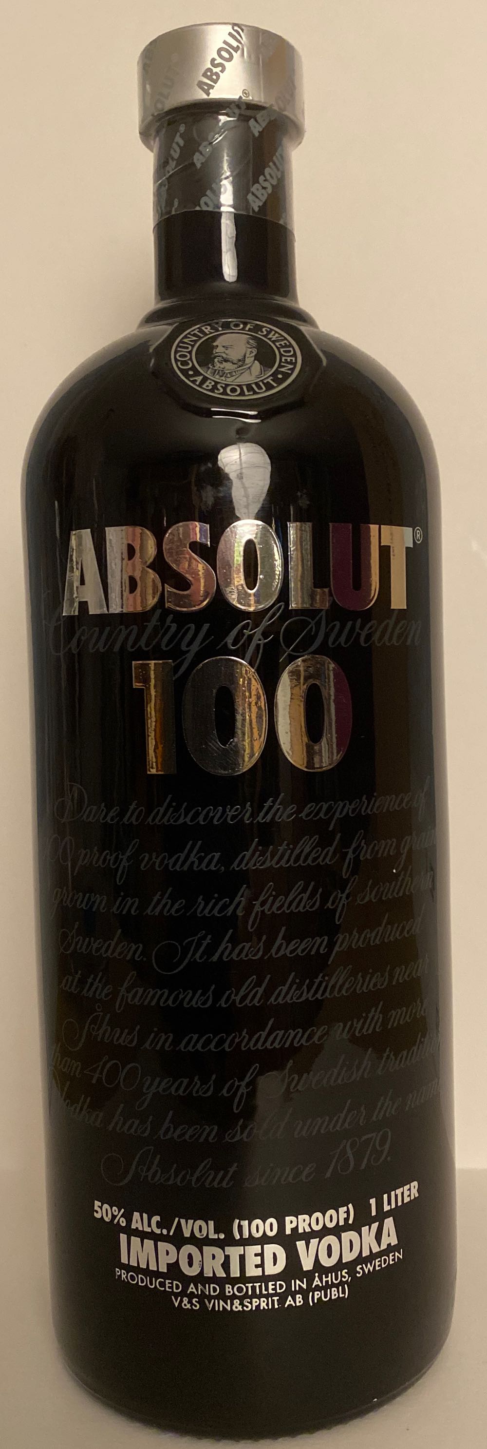 Absolut 100 Vodka 50 % vol.1,0 Ltr. - Absolut Spirits Co. (1 L) alcohol collectible [Barcode 7312040014040] - Main Image 3