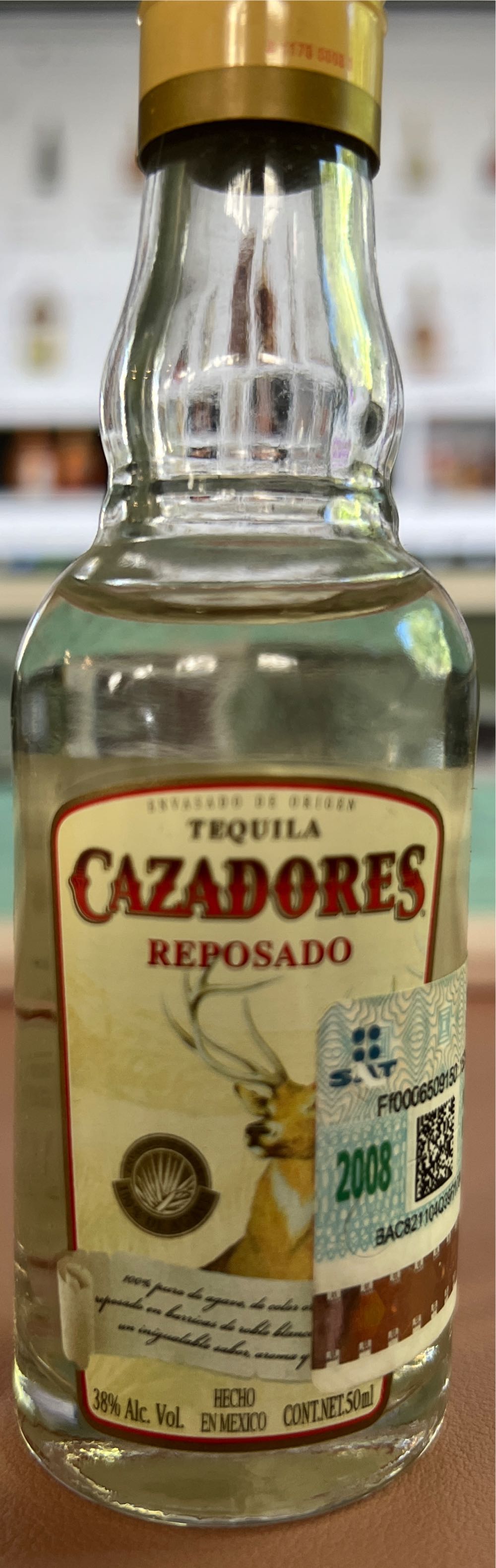 Cazadores Reposado - Tequila Cazadores De Arandas (50 mL) alcohol collectible [Barcode 080480170011] - Main Image 2