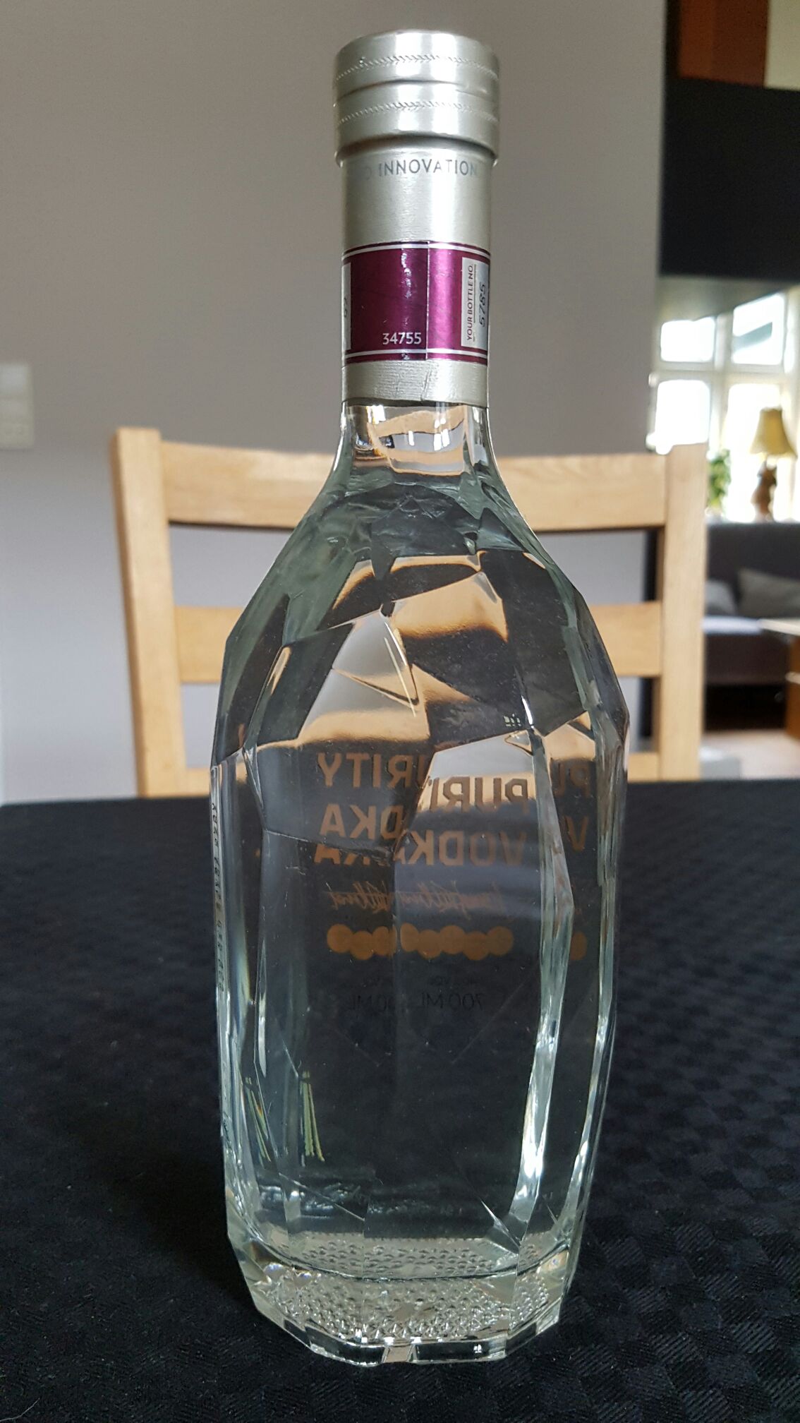 Purity Vodka vol.40% CL. 70 - Purity Vodka AB (700mL) alcohol collectible [Barcode 7350043200015] - Main Image 2