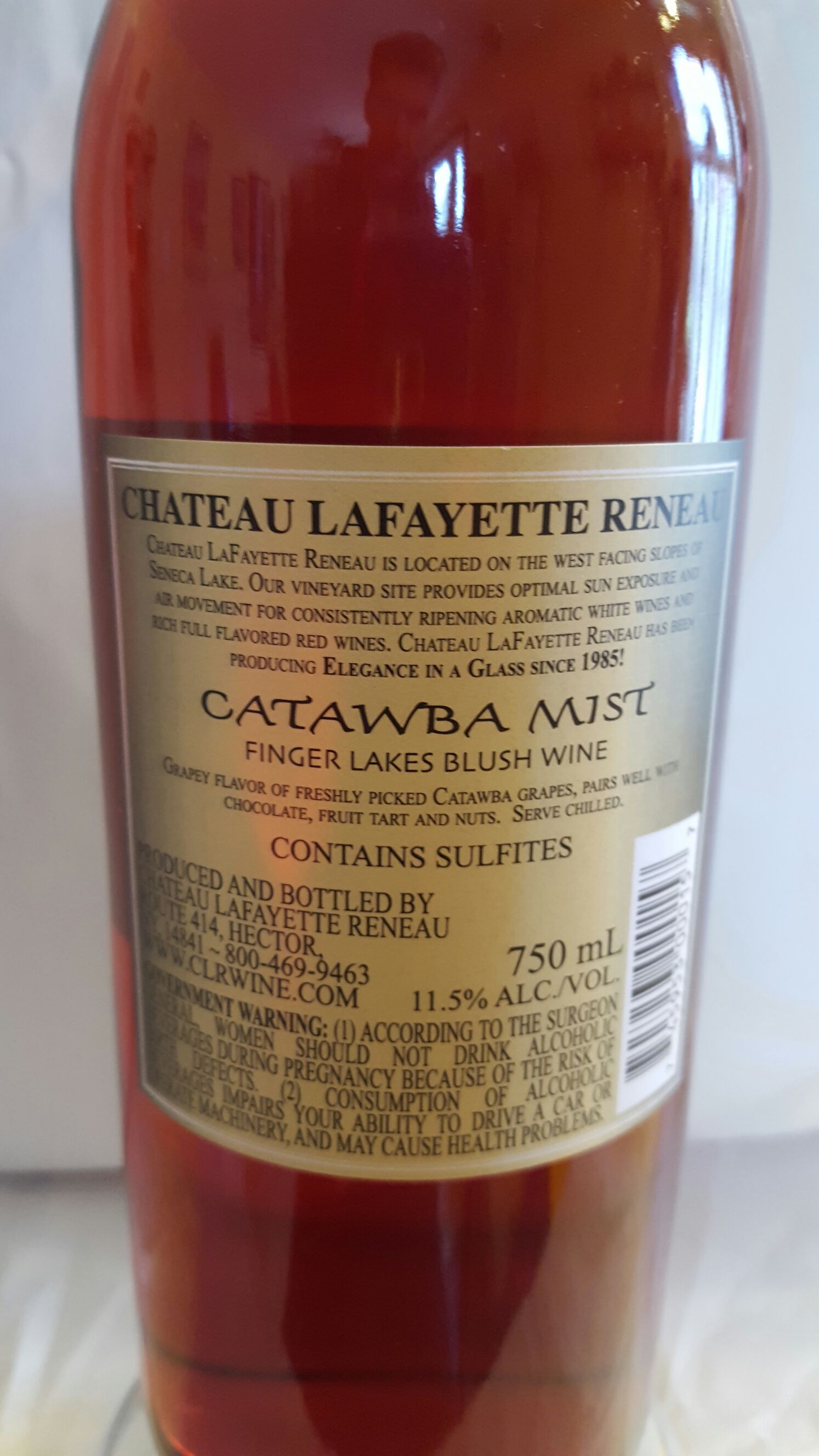 Catawba Mist - Chateau Lafayette Reneau alcohol collectible [Barcode 745953000157] - Main Image 2