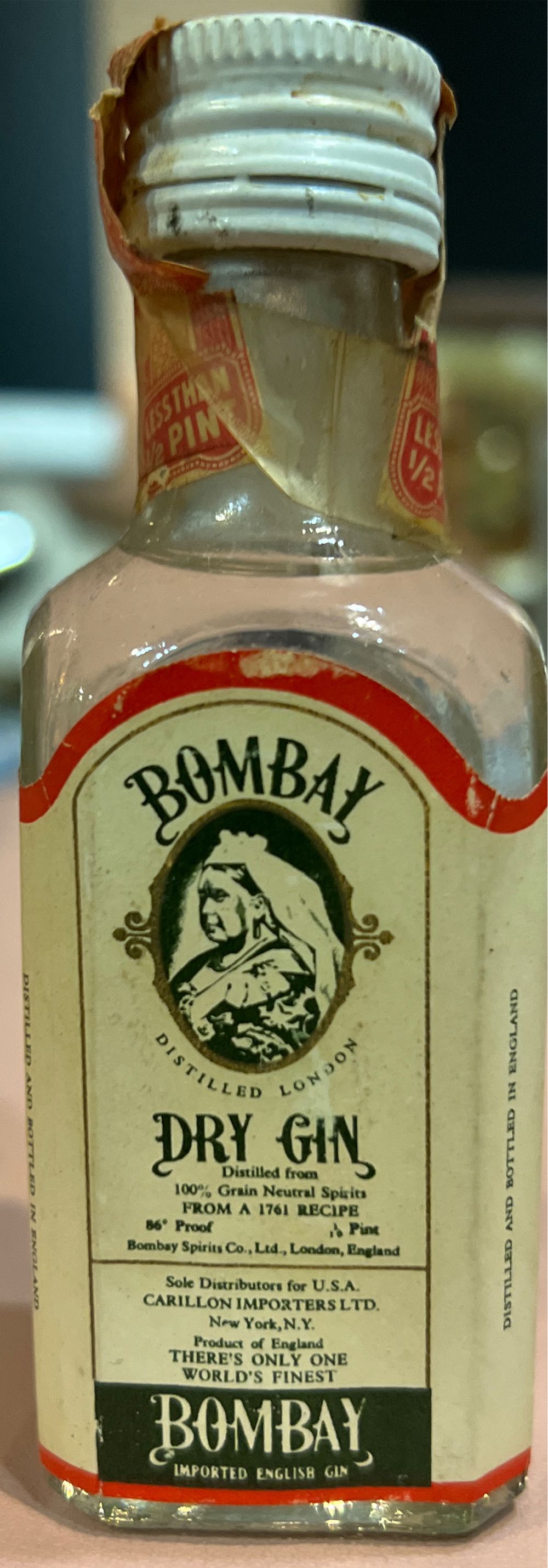 Bombay Dry Gin 750ML - The Bombay Spirits Company (750 mL) alcohol collectible [Barcode 080480300029] - Main Image 2