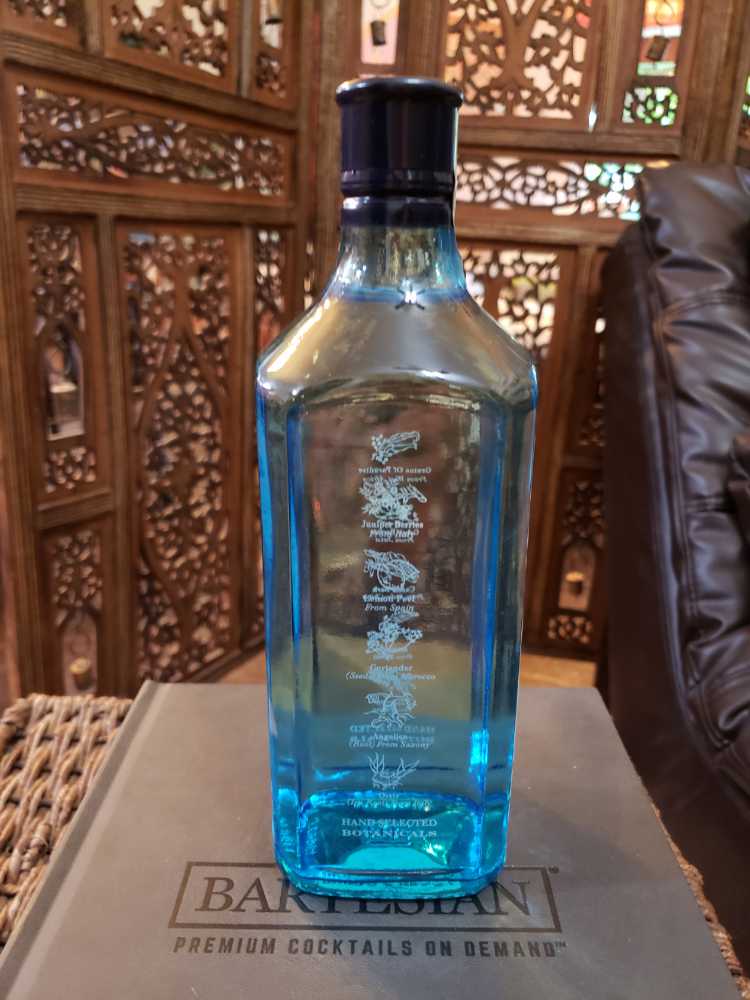 Bombay Sapphire - The Bombay Spirits Company (750mL) alcohol collectible [Barcode 080480301026] - Main Image 3