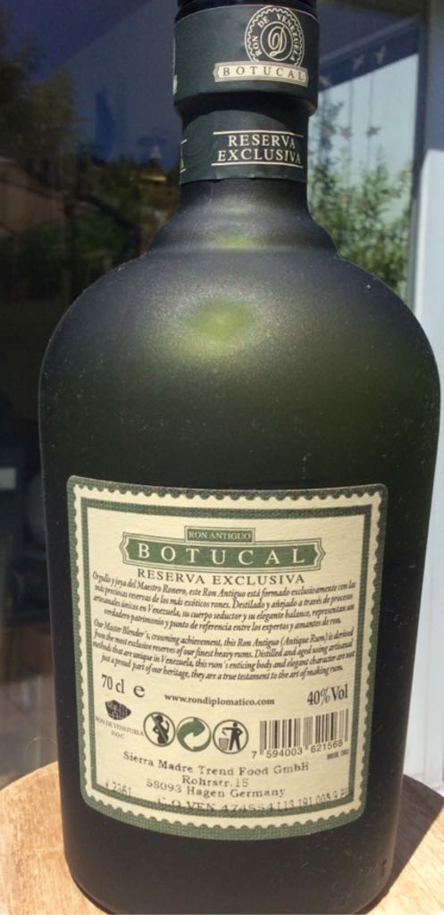 Botucal Reserva Exclusiva 12y 0,7L - Ron Antigua (0,7L) alcohol collectible [Barcode 7594003621568] - Main Image 2